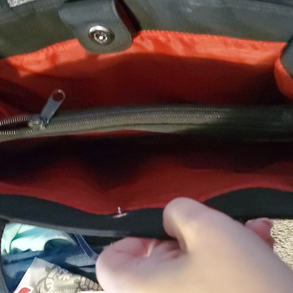 Disney mickey mouse black purse - Picture 5 of 8